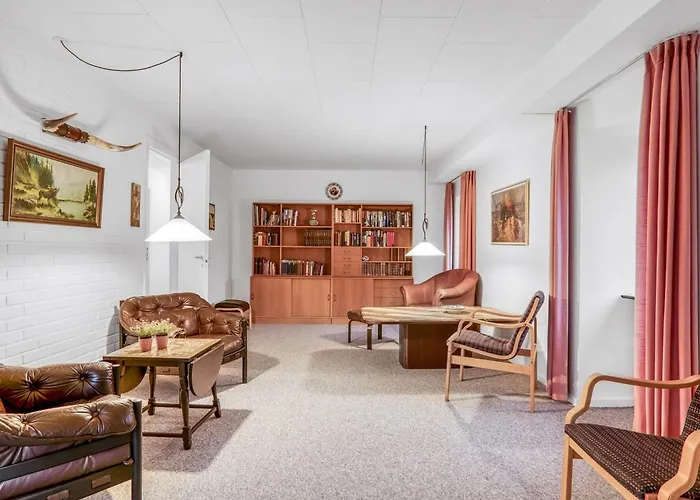 Сasa de vacaciones Eva - 9km To The Fjord By Interhome *